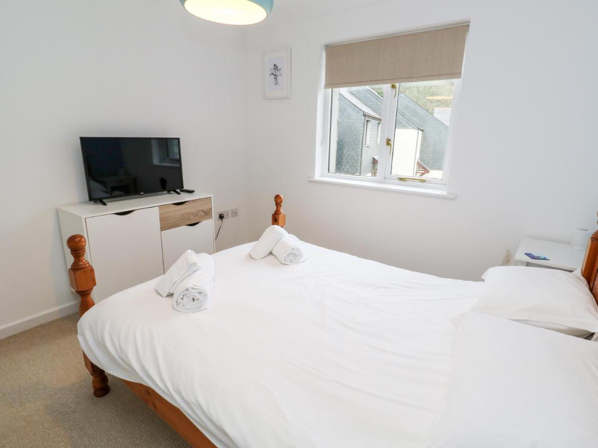 Surfers Retreat Villa Falmouth Ngoại thất bức ảnh